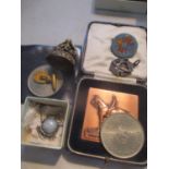 A mixed lot to include a large fob seal, 18ct gold cufflinks and other items