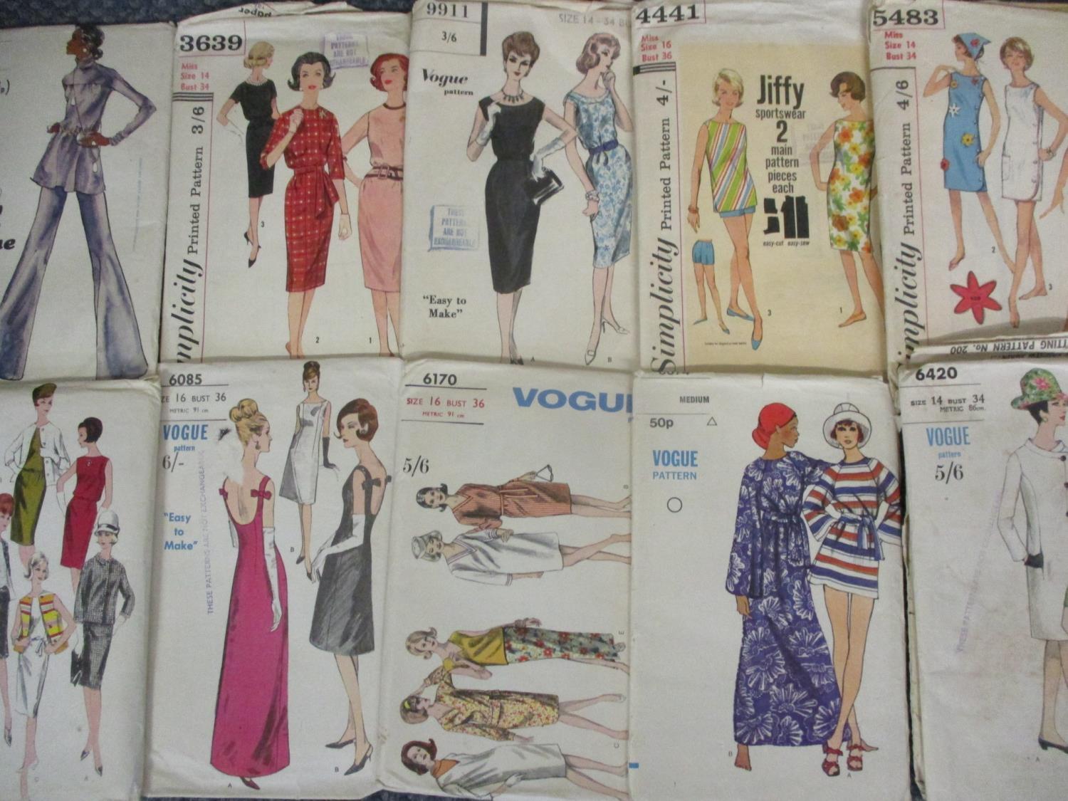 Craft related items to include bobbins, beads, books, vintage sewing and knitting patterns to - Image 8 of 8