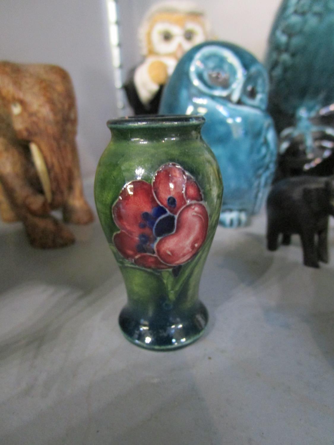 A mixed lot of mainly animal ornaments to include a miniature Moorcroft baluster vase, Hertwig - Image 2 of 4