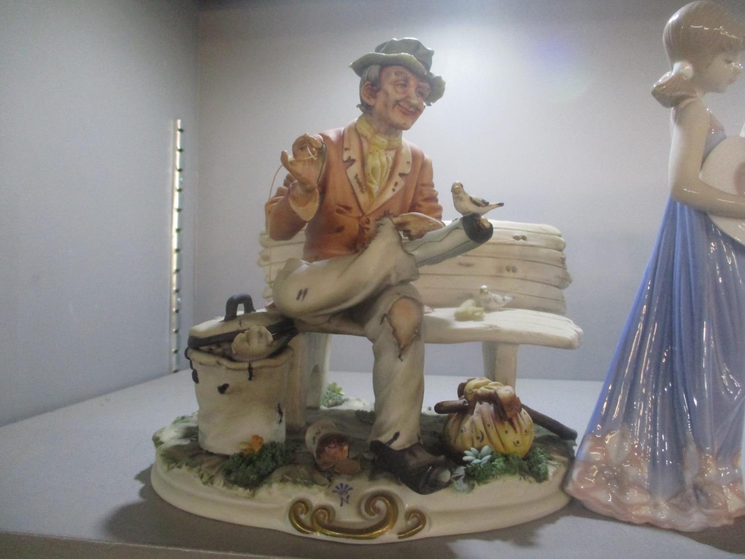 Mixed figures to include two Capodimonte figures one entitled 'The Wine Expert' by Scotti, fair - Image 4 of 4
