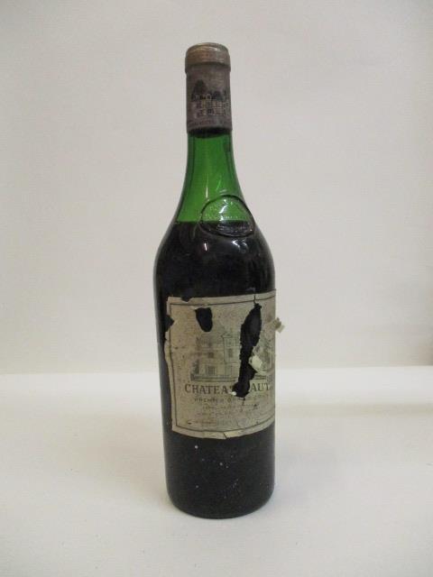 Chateau Haut Brion A/F Label damaged, ullage top shoulder