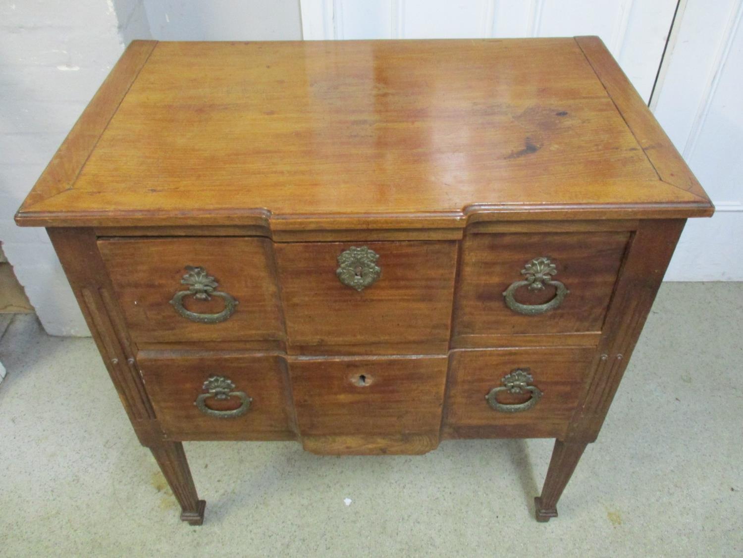 An early 20th century French transitional style commode, of small proportion, with two horizontal - Image 2 of 6