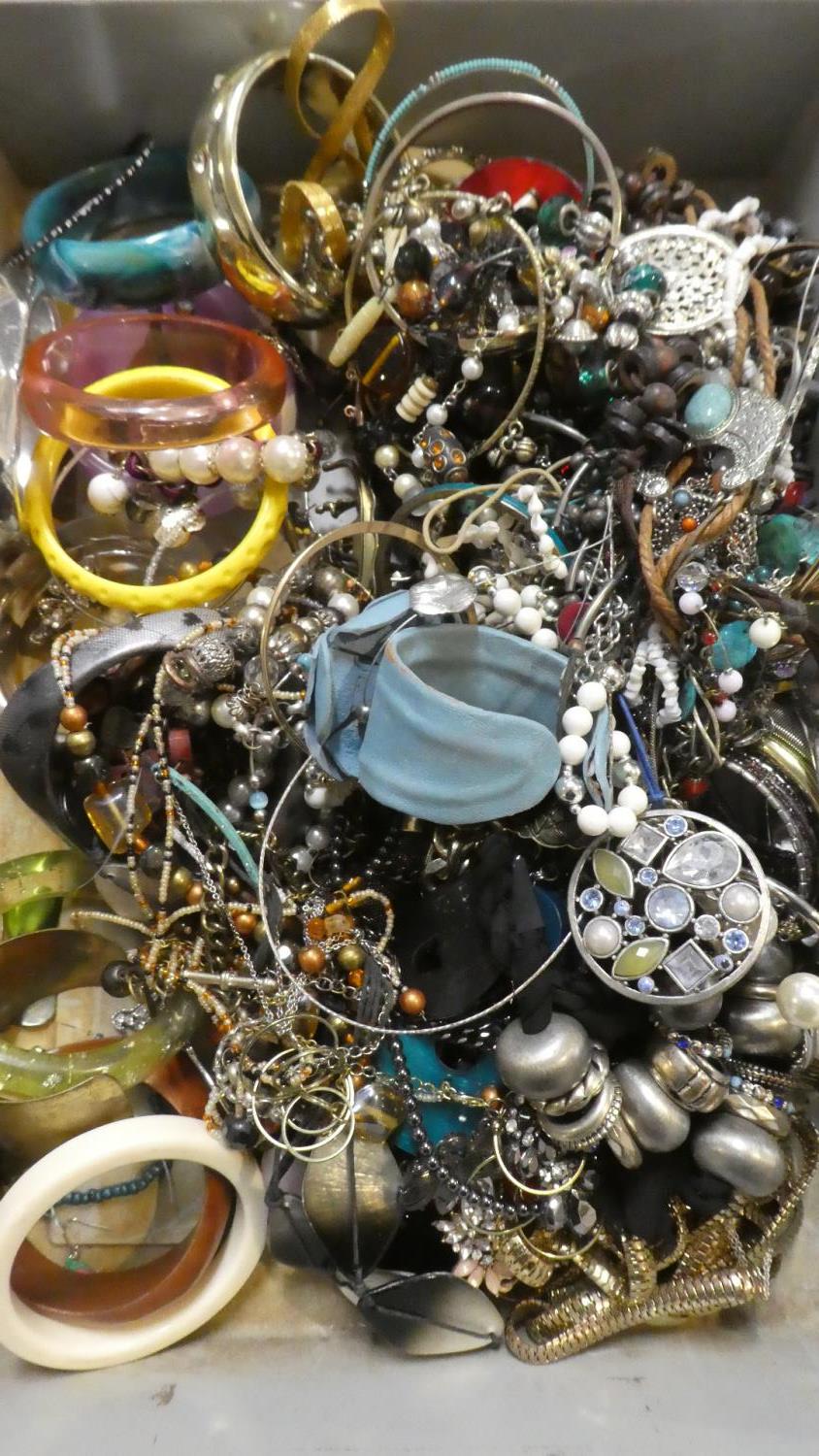 A Tray of Costume Jewellery