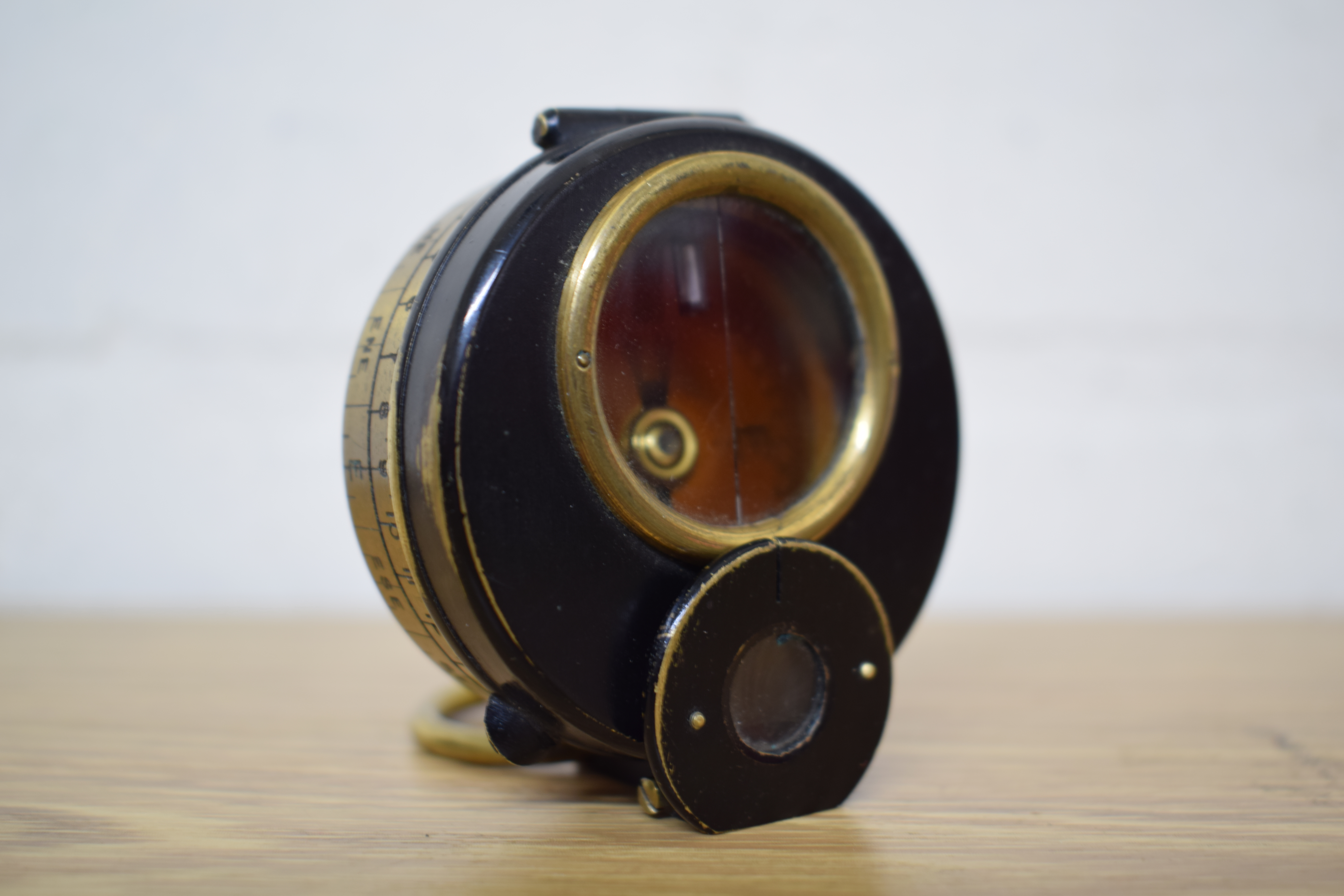 A WWI Leather Cased Barkers Patent Military Handheld Prismatic Compass - Patents 1818/15 103019/16 - Image 4 of 5