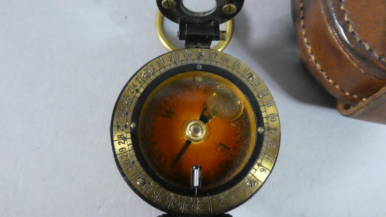 A WWI Leather Cased Barkers Patent Military Handheld Prismatic Compass - Patents 1818/15 103019/16 - Image 3 of 5