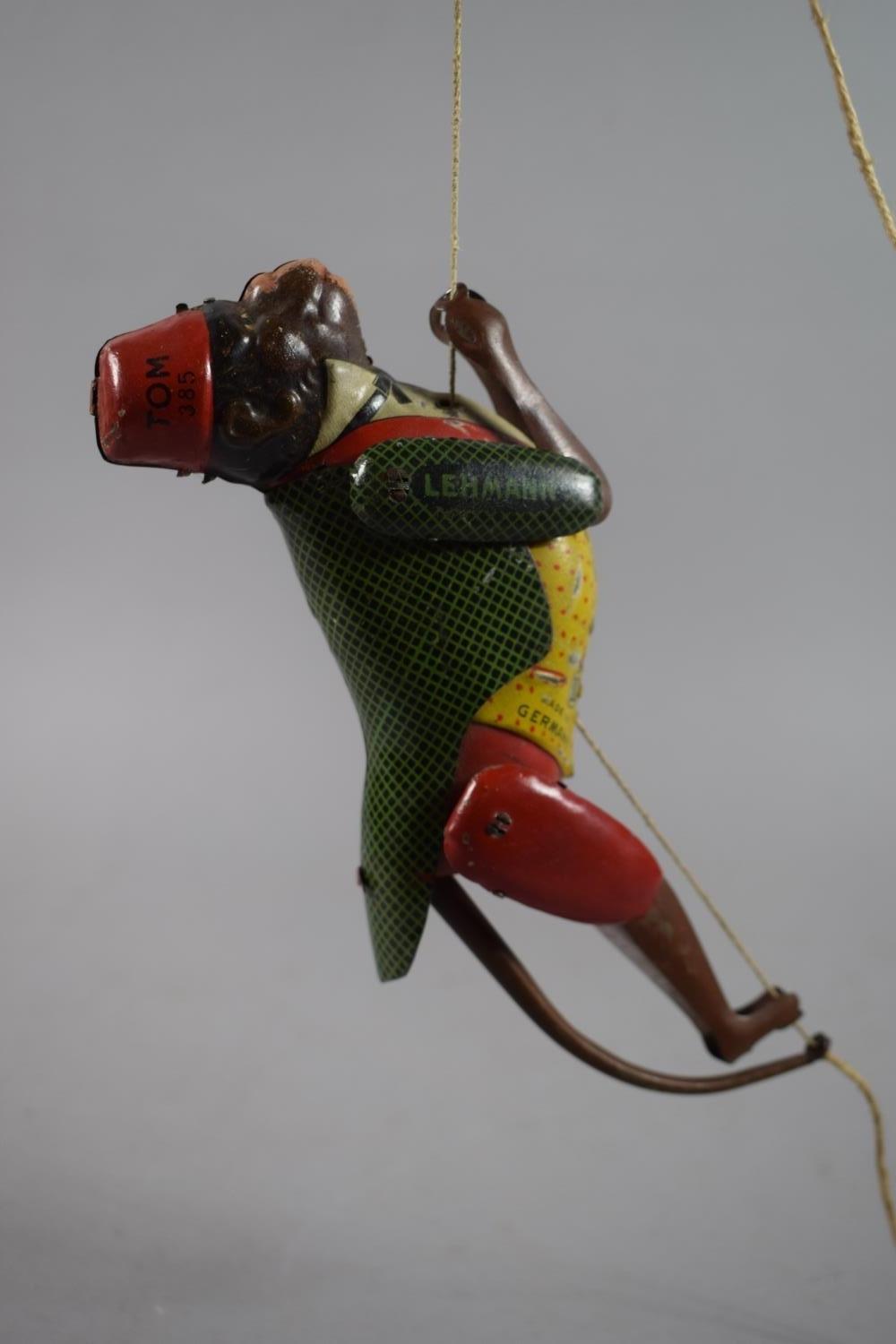 A German Tin Plate Climbing Monkey Toy 'Tom No.385' by Lehmann. - Image 2 of 7