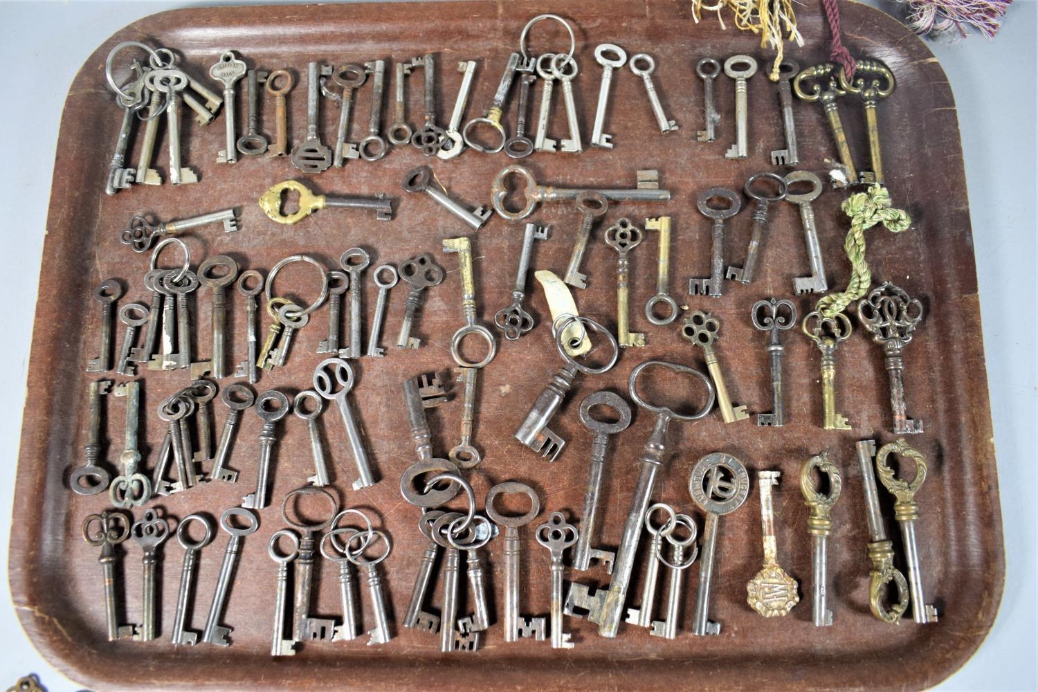 A Collection of 19th Century & Later Keys. - Image 4 of 4