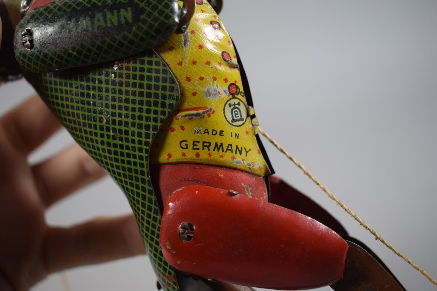 A German Tin Plate Climbing Monkey Toy 'Tom No.385' by Lehmann. - Image 3 of 7