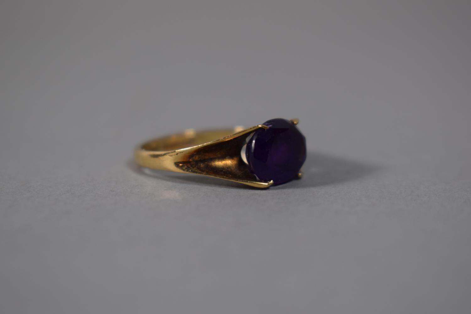 A 9 Carat Gold and Amethyst Ring, Size N, 3.0gms - Image 2 of 2