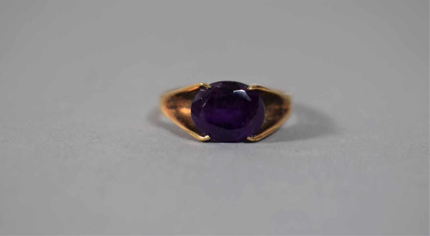 A 9 Carat Gold and Amethyst Ring, Size N, 3.0gms