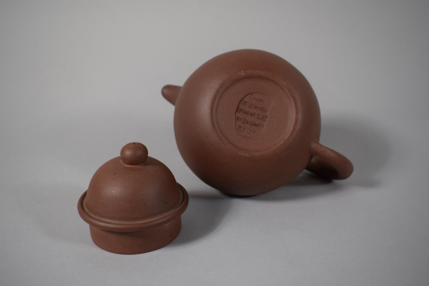 A Yixing Teapot, Signed to Base, 13.5cms High - Image 2 of 3