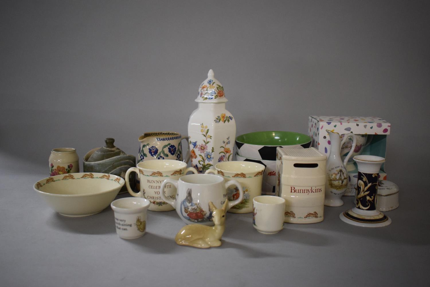 A Collection of Ceramics to Feature Two Limoges Pillivuyt Grand Prix Gilt Bordered Floral Pattern - Image 2 of 3