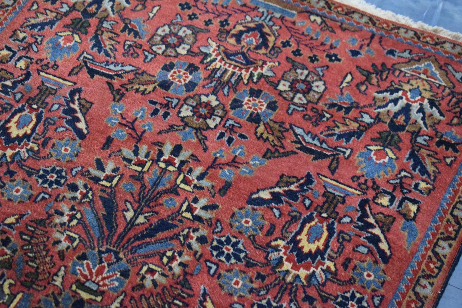 An Antique Persian Hand-Made Sarugh Rug, 128 x 78cms - Image 5 of 5