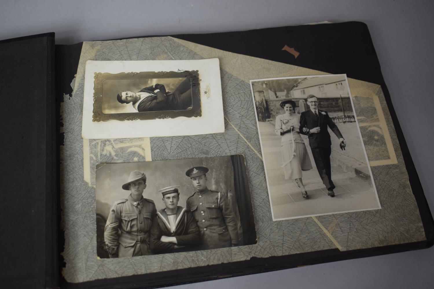 A Vintage Photograph Album Containing Black and White Photographs c.1940 - Image 2 of 10