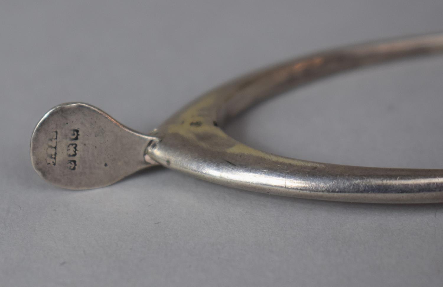 A Pair of Silver Sugar Snips in the Form of a Wishbone, Birmingham Hallmark - Image 3 of 3