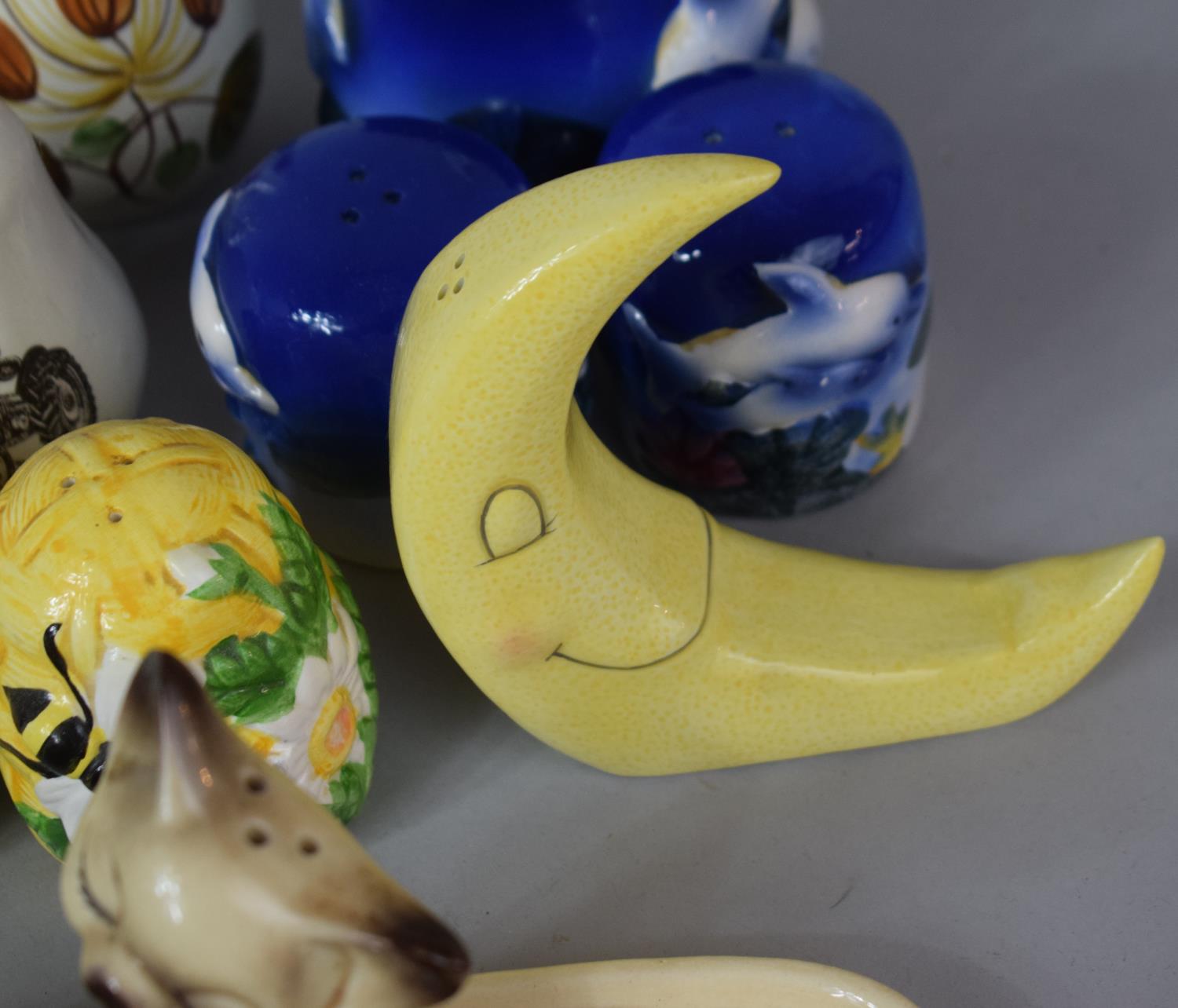 A Large Collection of Novelty Ceramic Cruets - Image 4 of 4