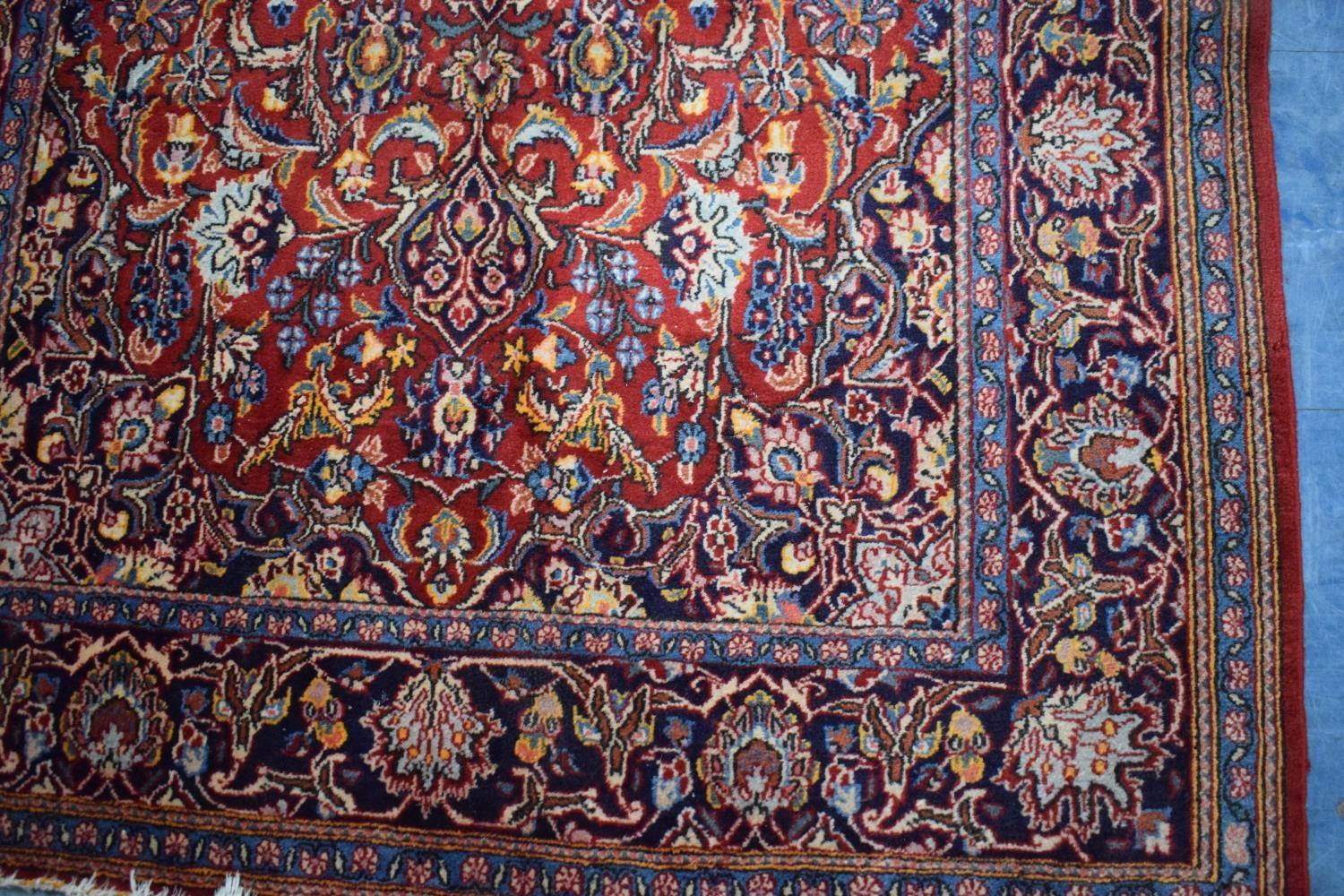 An Antique Persian Hand-Made Keshan Rug, 205 x 130cms - Image 2 of 5