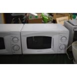 A Daewoo Microwave Oven