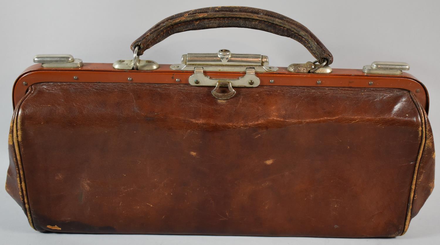 A Vintage Fitted Leather Doctors Bag, 40cm Wide