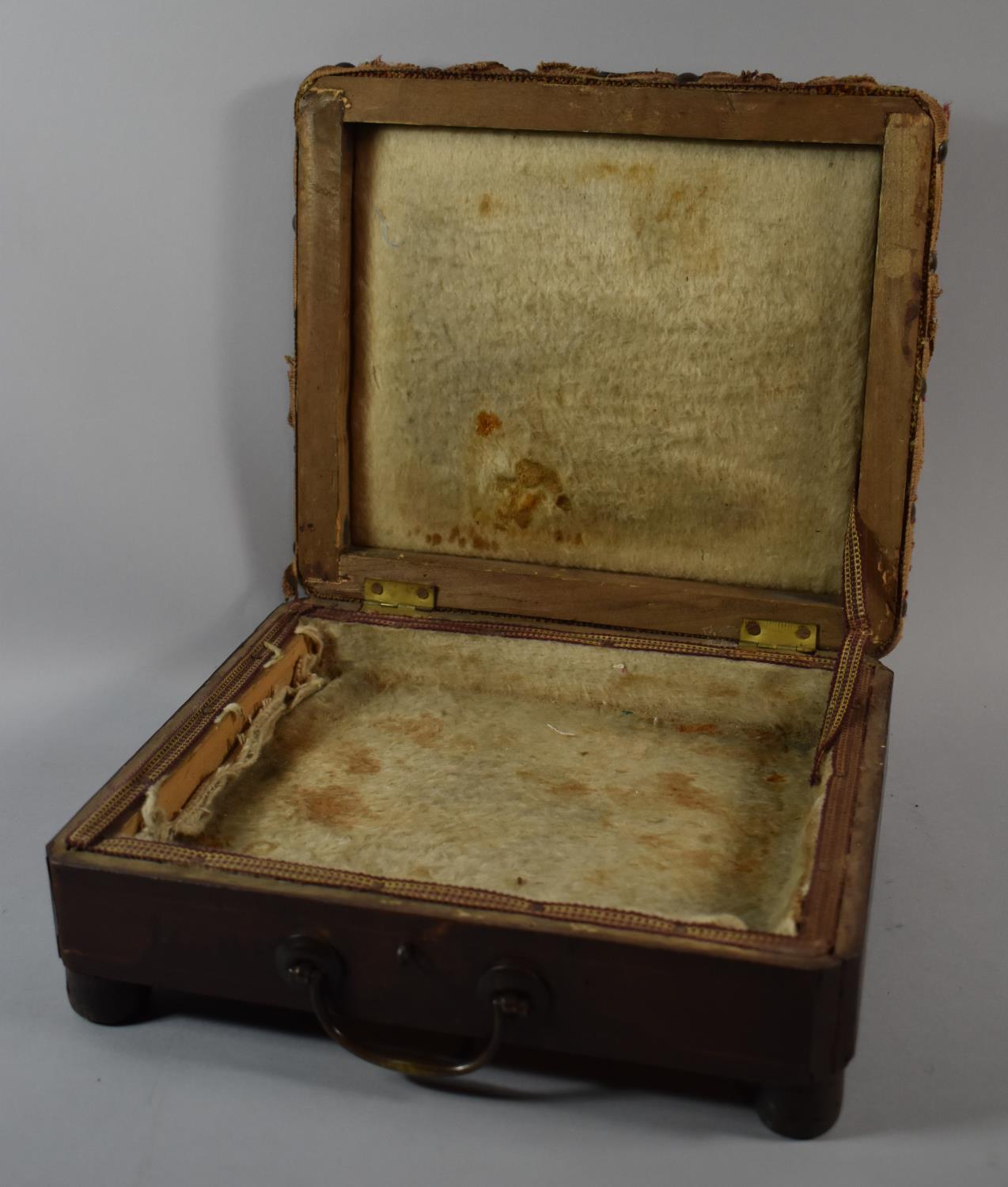 An Edwardian Tapestry Topped Box Footstool with Brass Carrying Handle, 29cm Wide - Image 2 of 3