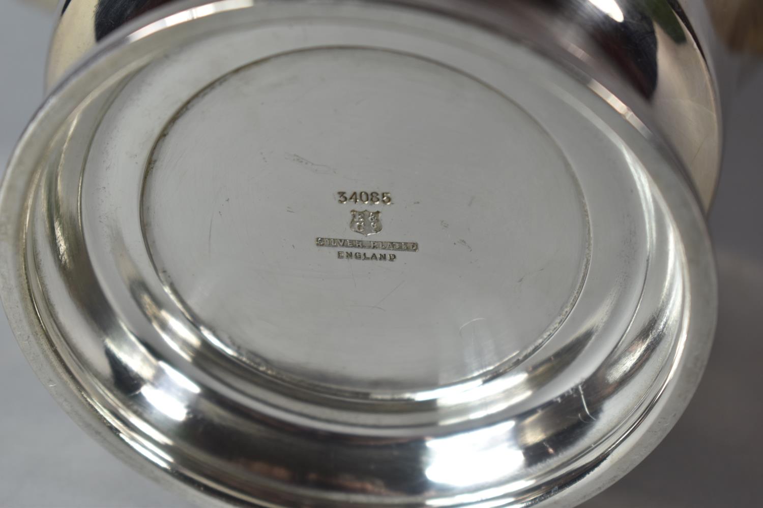 Elkington and Co. Silver Plated Art Deco Ice Bucket c.1935, 15cm diameter - Image 2 of 2