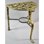 A 19th Century Brass and Iron Tripod Footman with Pierced Top and Scrolled Front Support, 32.5cm