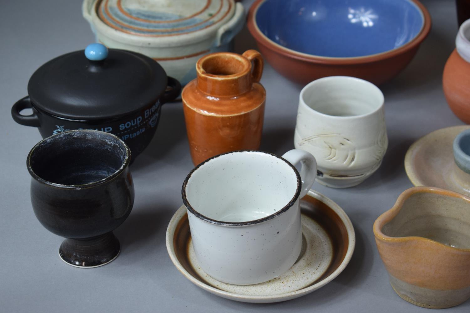 A Collection of Various Studio Pottery to include Jugs, Tile, Plates, Lidded Pots, Examples by South - Image 4 of 8