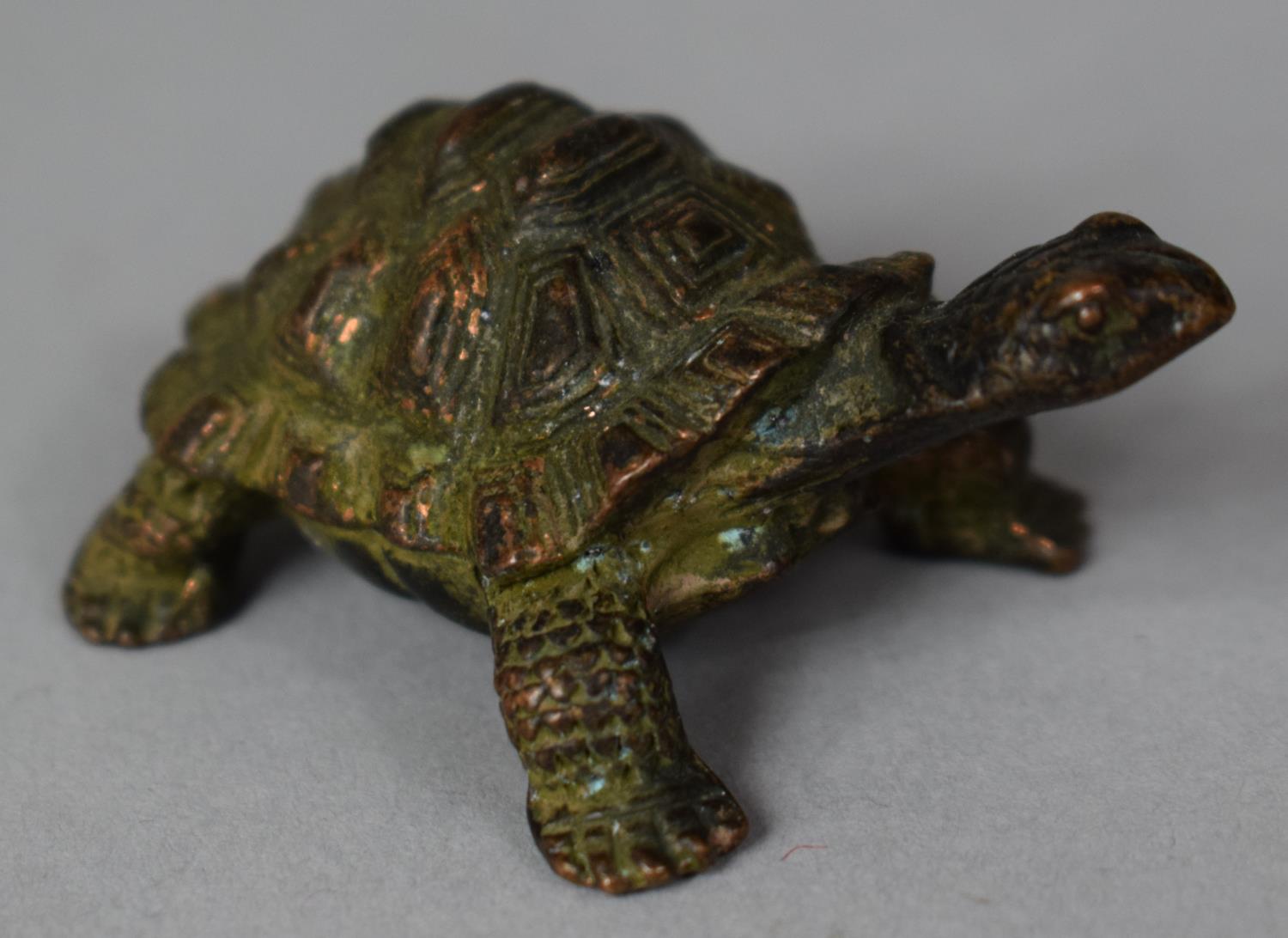 A Small Bronze Study of a Tortoise, 6cm wide - Bild 2 aus 2