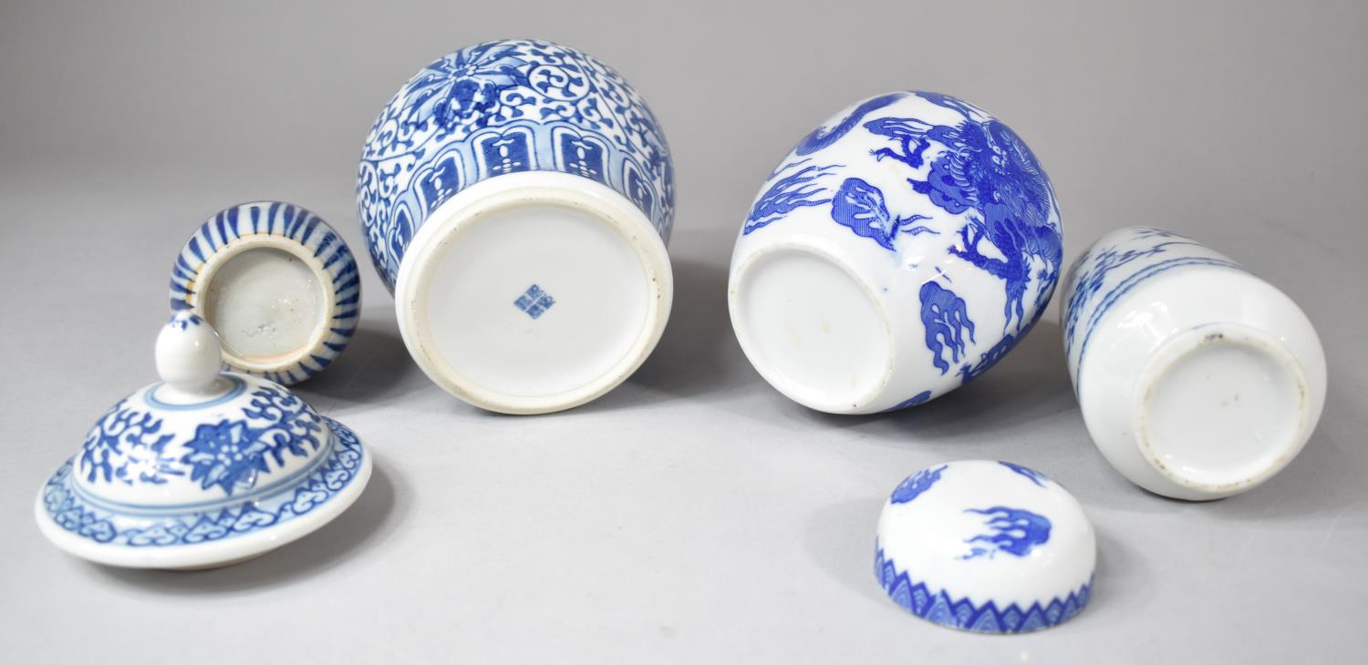 Four Pieces of Blue and White Oriental Ceramics to Include Early Chinese Bottle Vase, Late 20th - Bild 2 aus 3