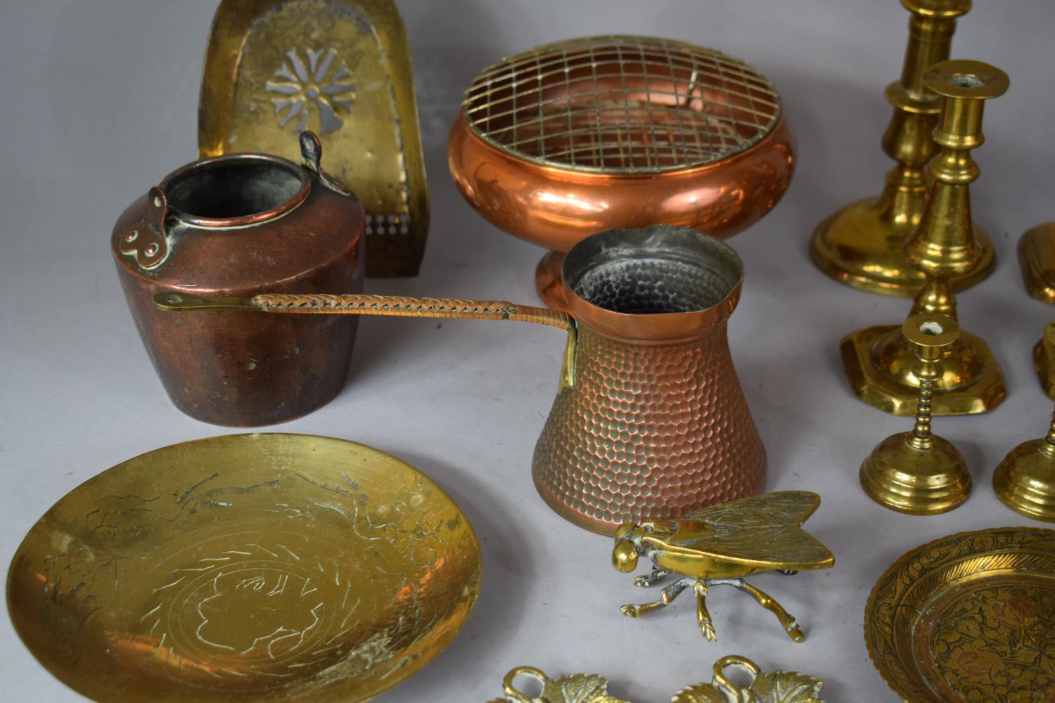 A Collection of Various Brass and Copper Wares to include Brass Candlesticks, Fire Irons, Fireside - Image 3 of 6