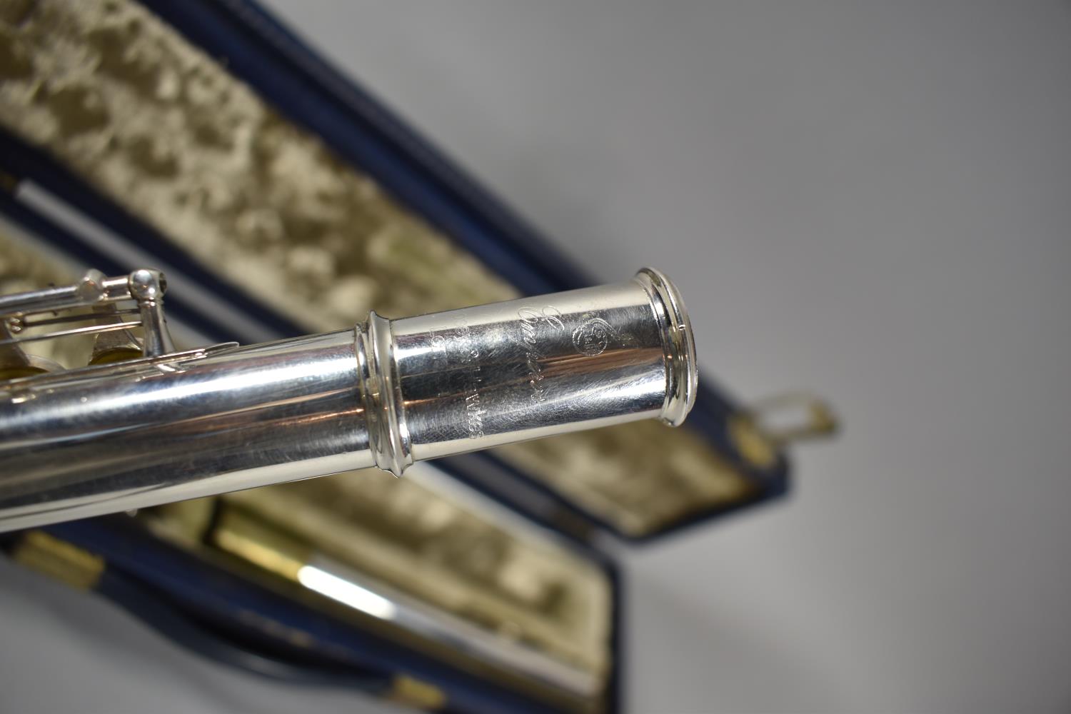 A Mid 20th Century Cased Boosey & Hawkes Emperor Flute - Image 2 of 3