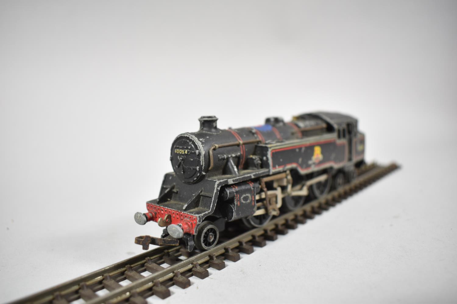 A Collection of Various Vintage OO Gauge Locomotives, Carriages and Good Vehicles, All in Need of - Image 2 of 3