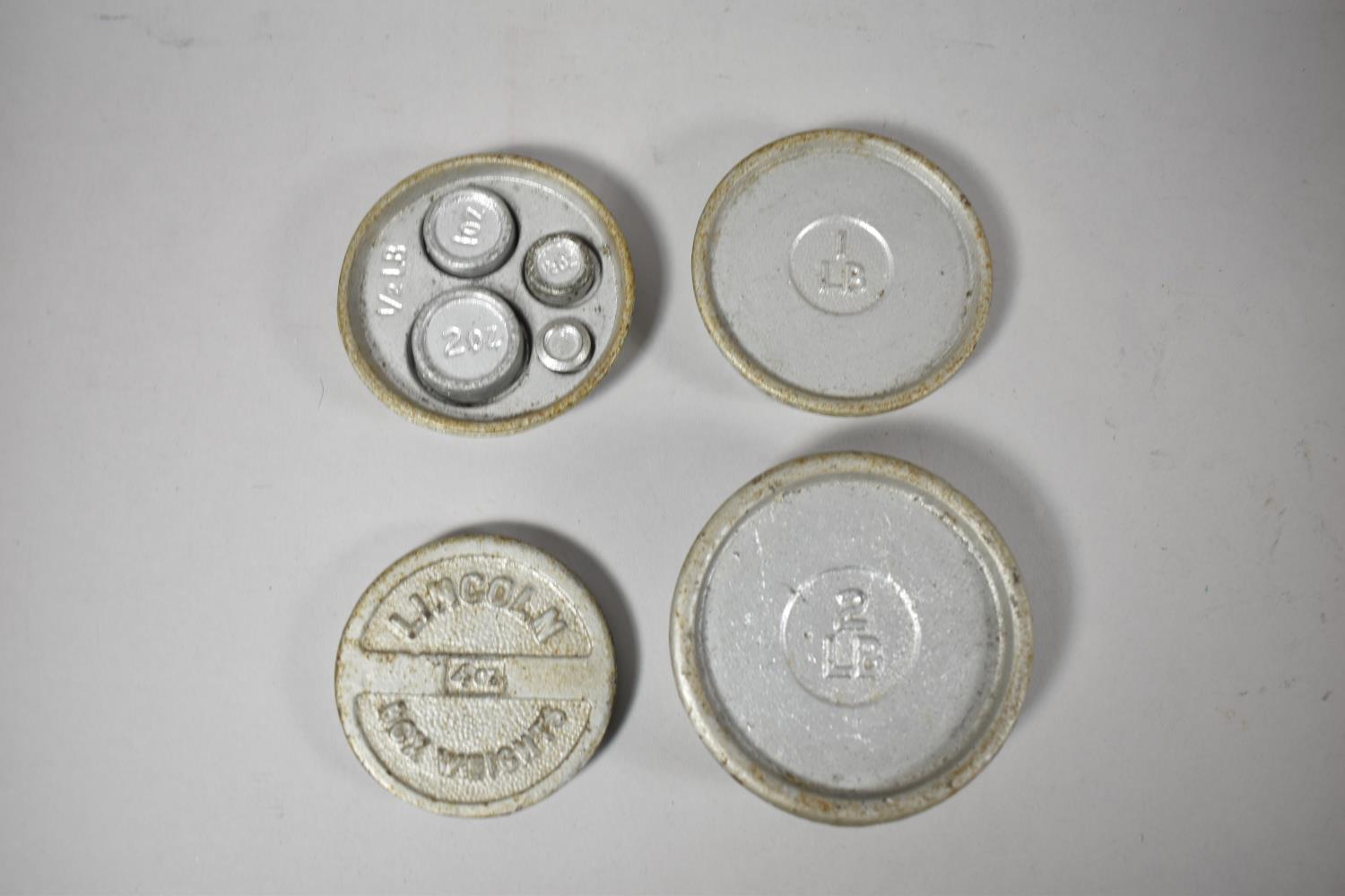 A Set of Lincoln Box Weights C.1940, 9cm Diameter