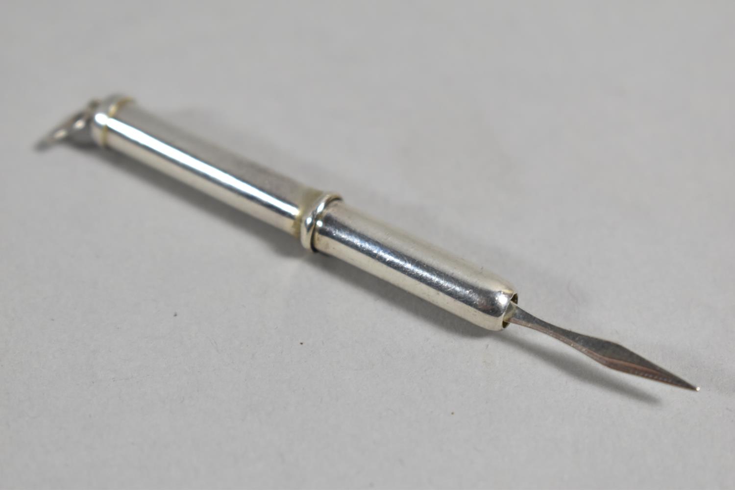 A Silver Propelling Pencil Stamped 925 and Inscribed Cecil - Image 5 of 5