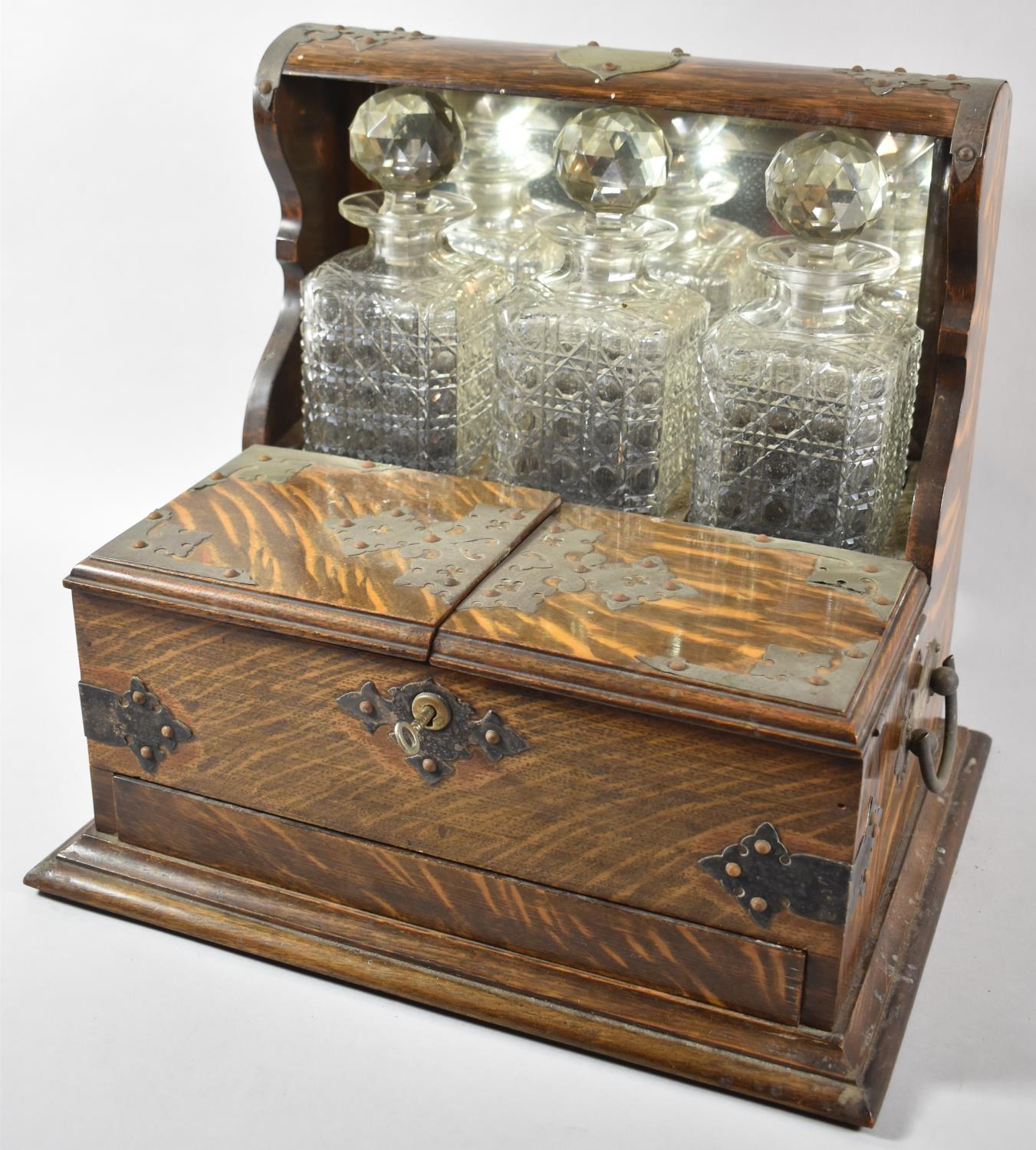 A Late 19th Century Silver Plate Mounted Three Bottle Games Tantalus with Hinged Lid to Games - Image 4 of 4