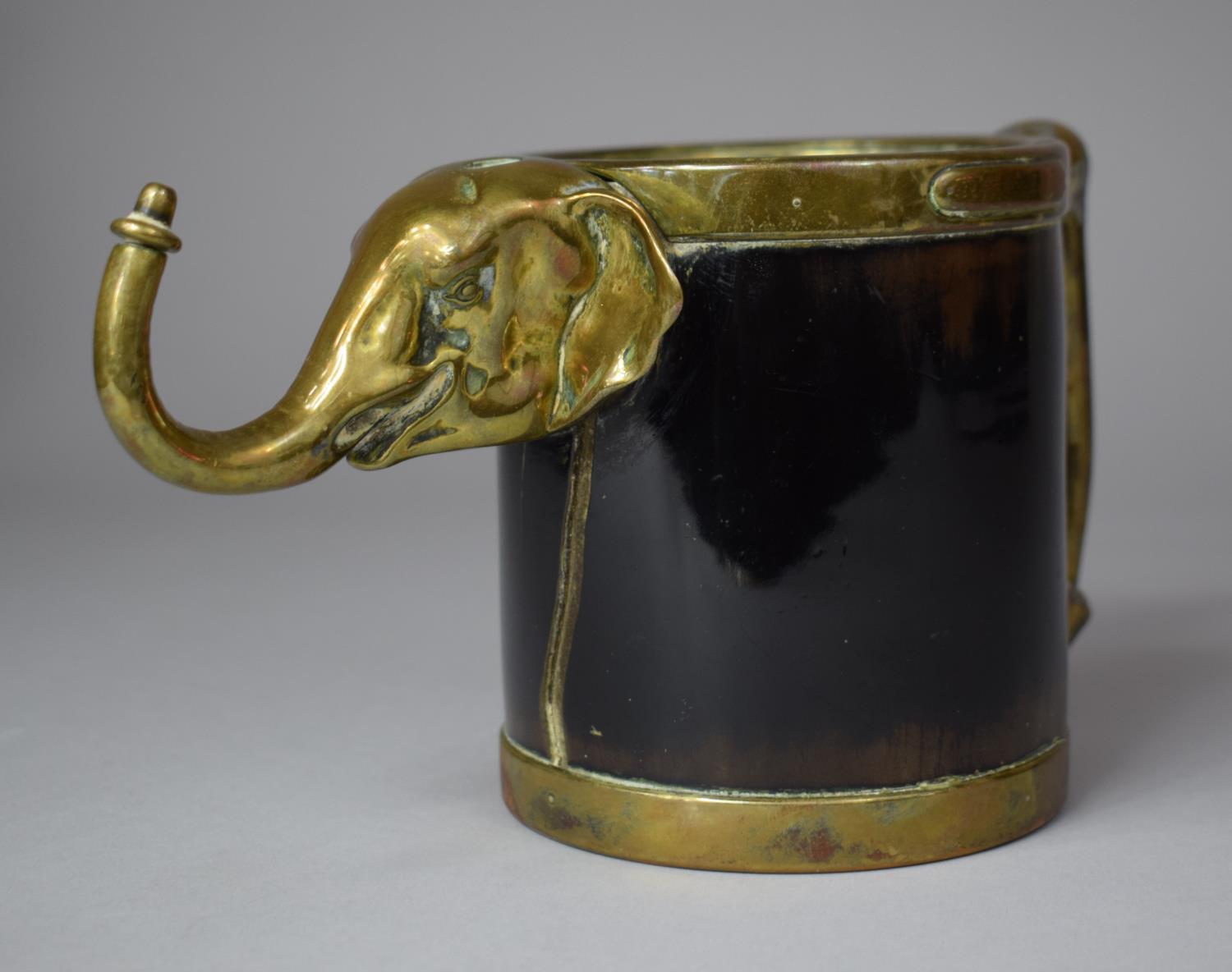 A Colonial Brass and Tortoiseshell Tankard with Glass Bottom and Hanging Hook in the Form of an - Image 3 of 7