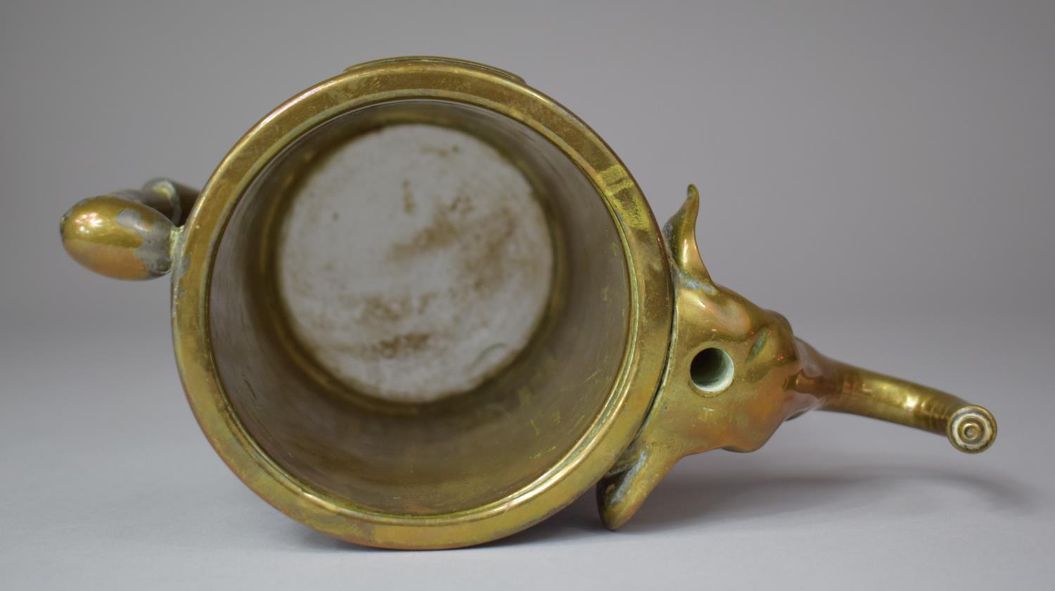 A Colonial Brass and Tortoiseshell Tankard with Glass Bottom and Hanging Hook in the Form of an - Image 6 of 7