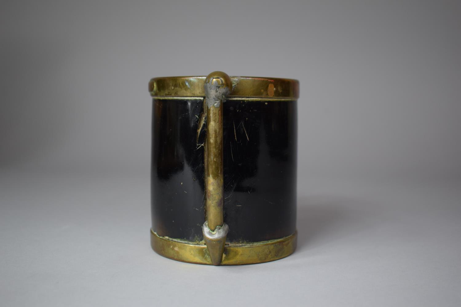 A Colonial Brass and Tortoiseshell Tankard with Glass Bottom and Hanging Hook in the Form of an - Image 4 of 7
