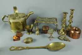 Quantity of vintage brassware