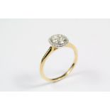 An 18ct Yellow Gold Diamond Cluster Ring