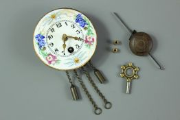 Vintage Wintermantel Pendulette Wall Clock