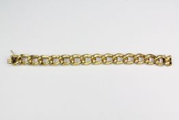 An 18ct Yellow Gold Bracelet