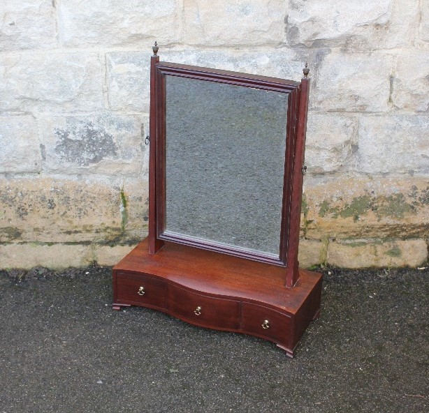 A Mahogany Vanity Mirror