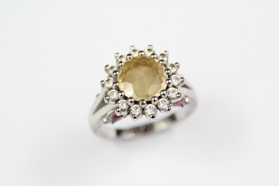 Taylor & Heart Bespoke 18ct White Gold, Yellow Sapphire and Diamond Floral Ring - Image 6 of 7