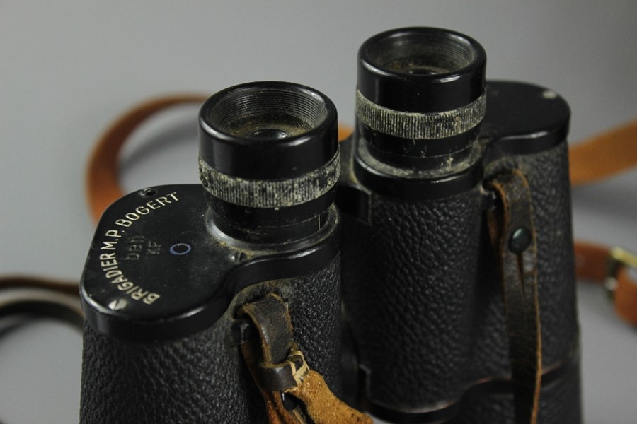 A Pair of WWII German Nazi 10 x 50 Binoculars - Image 4 of 9