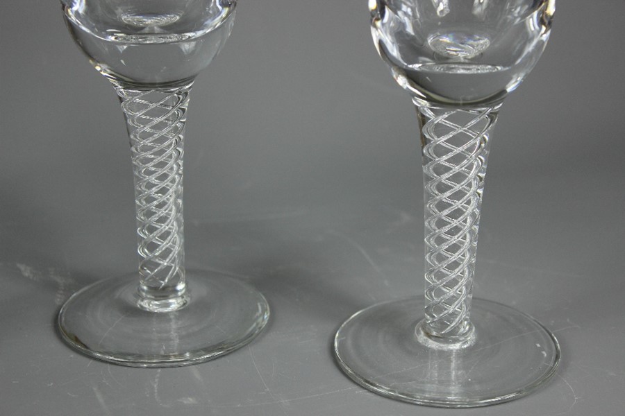 Four Ribbon-stem Glasses - Image 2 of 3