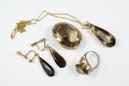 Vintage Costume Jewellery