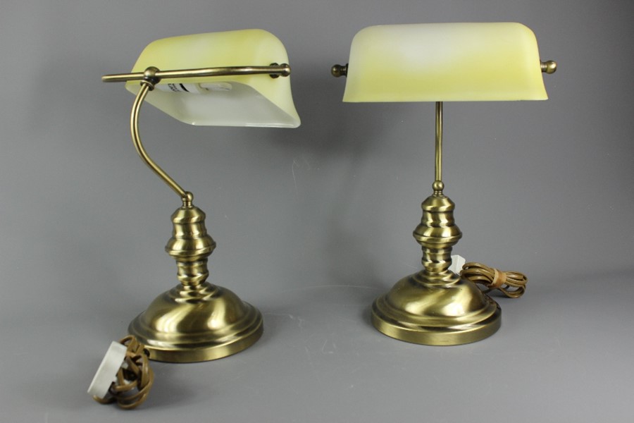 A Pair of Brass Table Lamps - Image 2 of 5