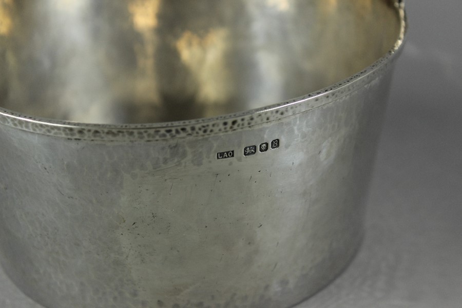 An Arts & Crafts American Beaten Silver Trough - Image 4 of 5