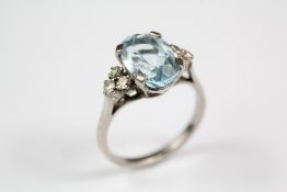 An 18ct White Gold and Platinum Aquamarine Ring